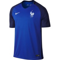Детская форма игрока Сборной Франции Блез Матюиди (Blaise Matuidi) 2017/2018 (комплект: футболка + шорты + гетры)
