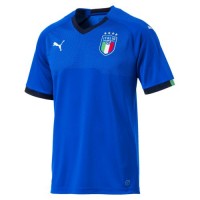 Форма сборной Италии по футболу ЧМ-2018  Домашняя (комплект: футболка + шорты + гетры)