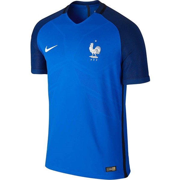 Детская форма Сборная Франции 2016/2017 (комплект: футболка + шорты + гетры)