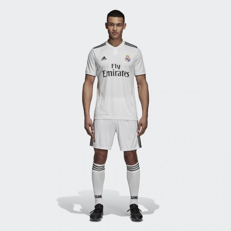 Форма футбольного клуба Реал Мадрид 2018/2019 Домашняя (комплект: футболка + шорты + гетры)