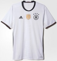 Форма игрока Сборной Германии Матс Хуммельс (Mats Julian Hummels) 2015/2016 (комплект: футболка + шорты + гетры)