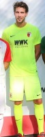 Мужская форма голкипера футбольного клуба Аугсбург 2017/2018 (комплект: футболка + шорты + гетры)